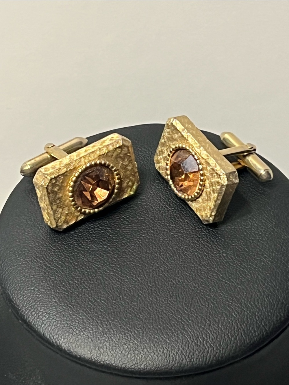Vintage Gold Tone Textured Faceted Amber Glass Cuff Links